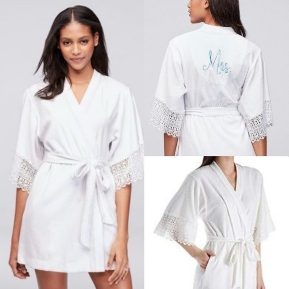 Betsey Johnson Terry Cloth Embroidered Print Crochet Trim Kimono Sleeves Robe M - Picture 1 of 13
